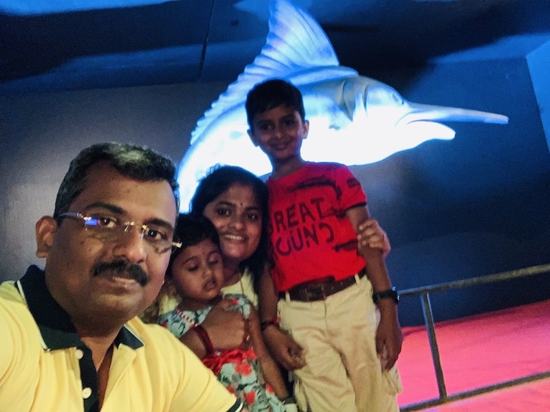Family visiting Oceanos Underwater exhibition in Kochi