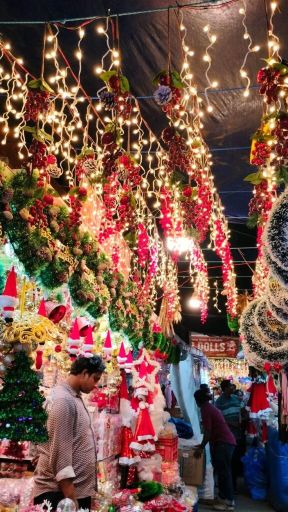 Christmas decorations in Kerala streets – Kerala tour packages