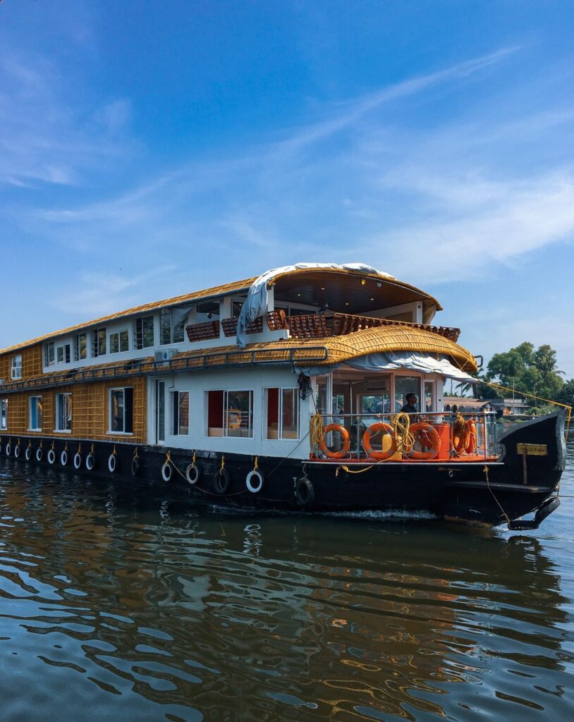 Luxury Kumarakom houseboat cruise included in keralatourpackages