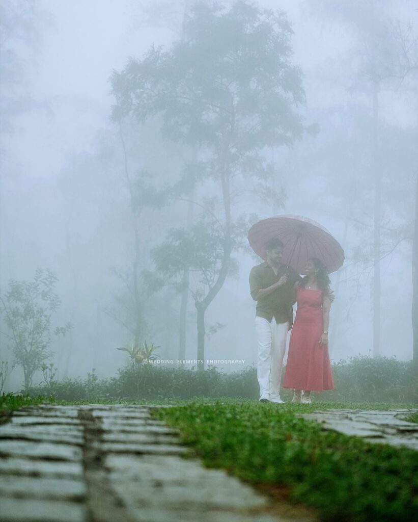 romantic honeymoon couple in Munnar tea gardens Kerala