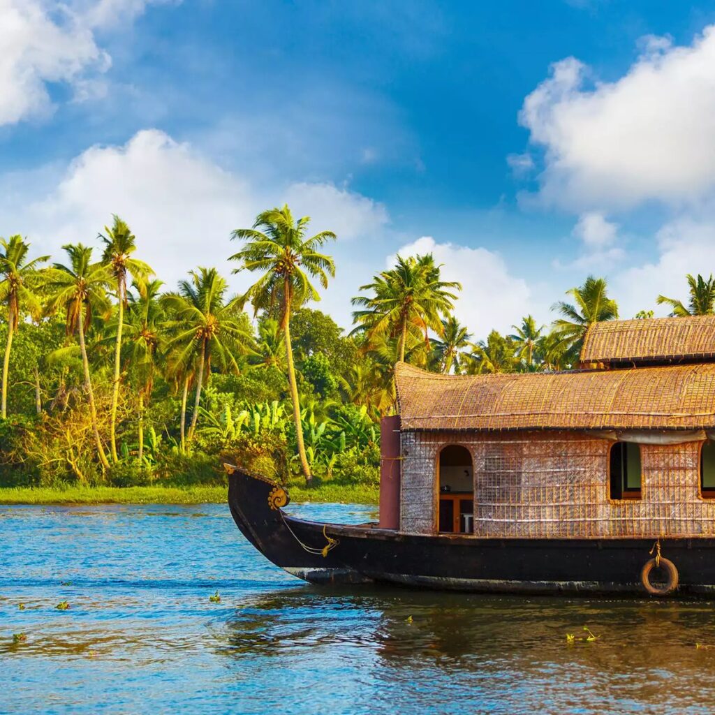 Alleppey backwater canals in February