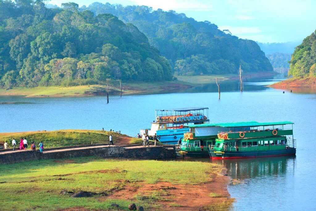 Periyar lake boat safari Thekkady summer